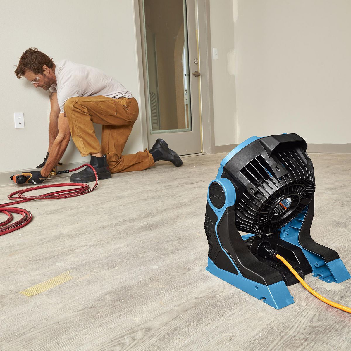 Cordless Dual Power Jobsite Fan G70835