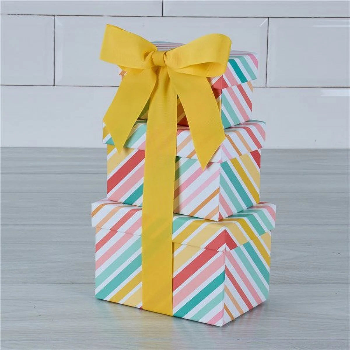 Easter Candy & Popcorn Gift Tower Y851