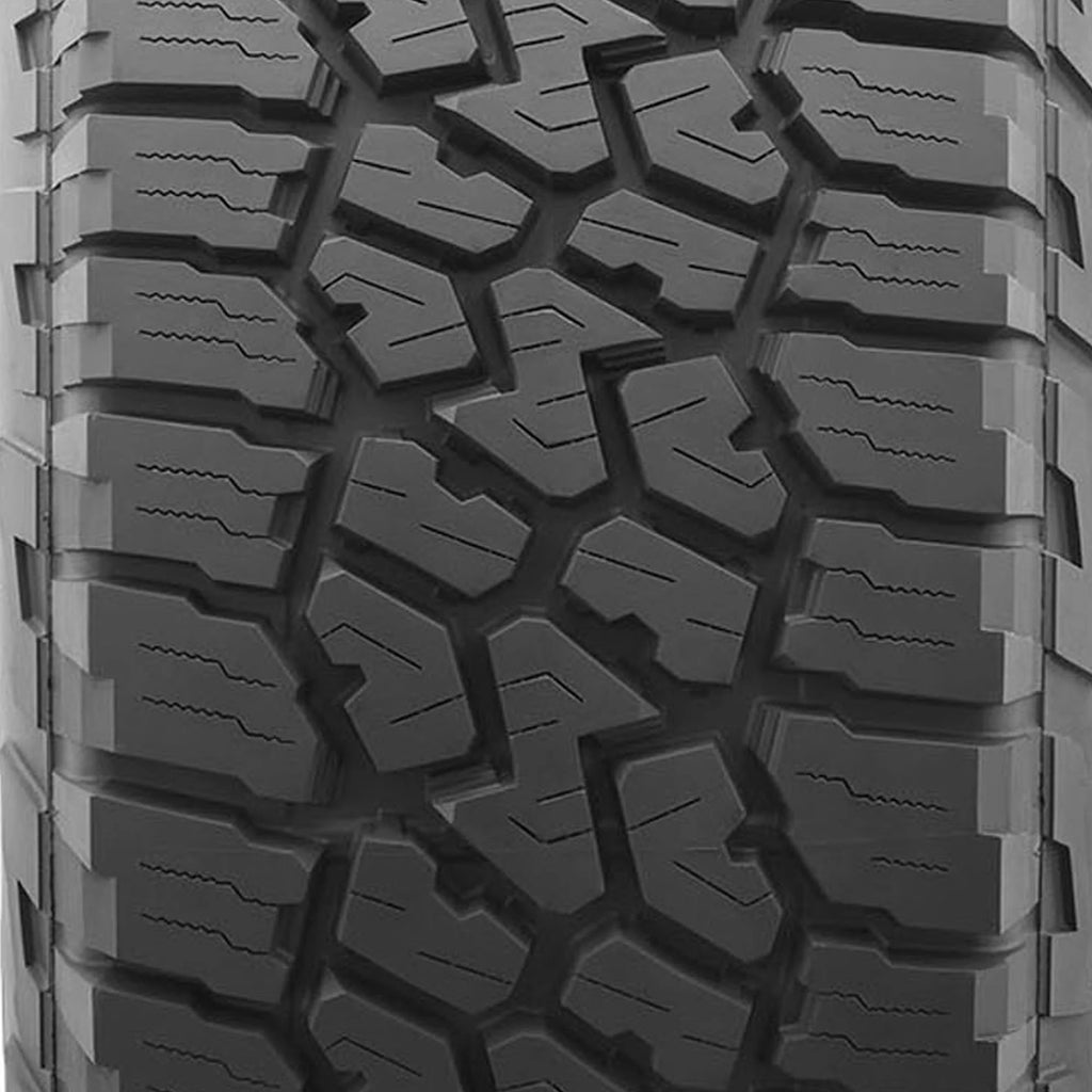 Set of 4 LT37X12.50R17 Tires U94038