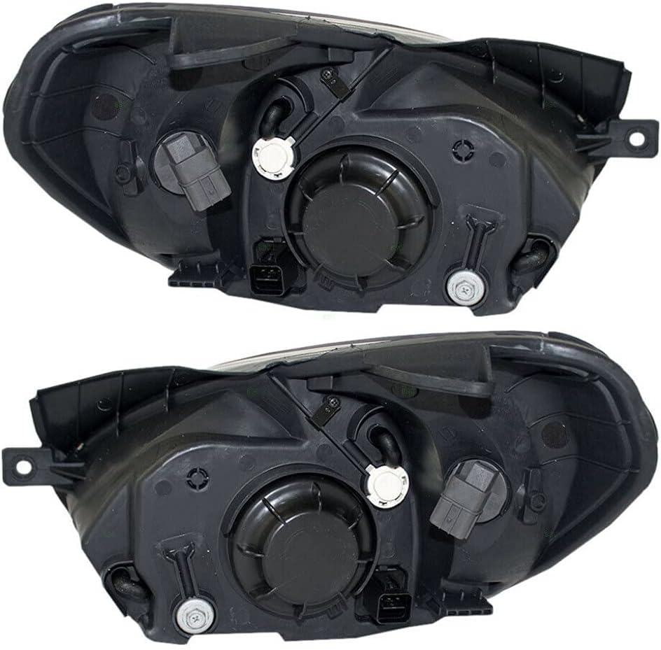 Hyundai Accent Headlight Assembly Pair Driver and Passenger Side Z8842