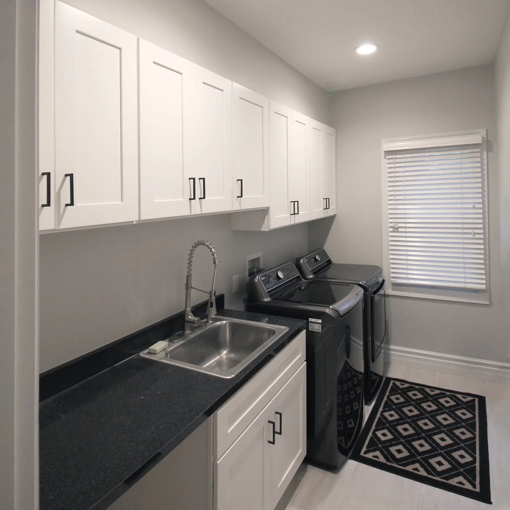 White Shaker Drawer Base Kitchen Cabinet 18x34.5x24 I678