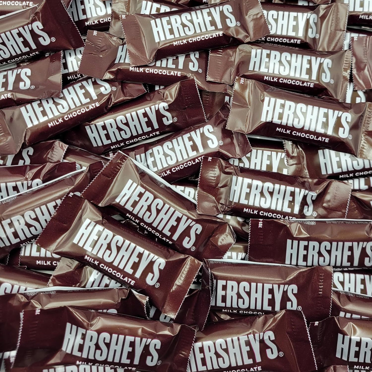 100 Individually Wrapped Milk Chocolate Candy Bars G243