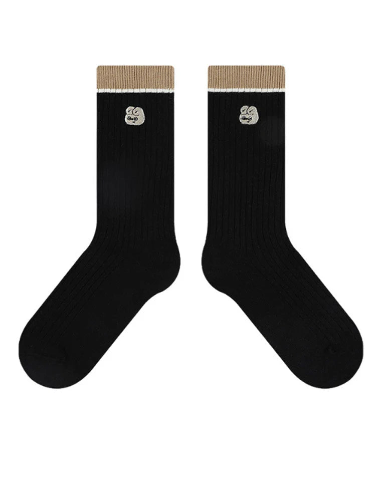 Embroidered Letter Socks B717023