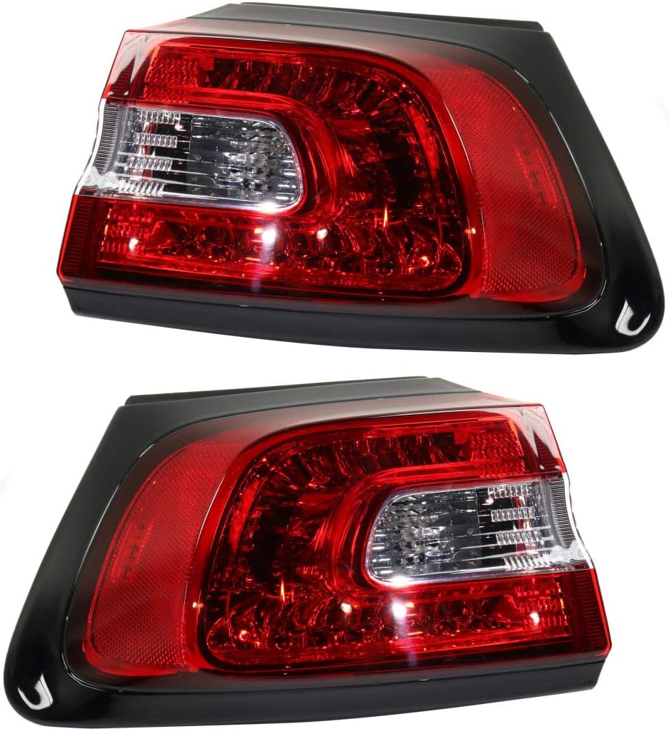 Jeep Cherokee Outer Tail Light Assembly Driver Side D372