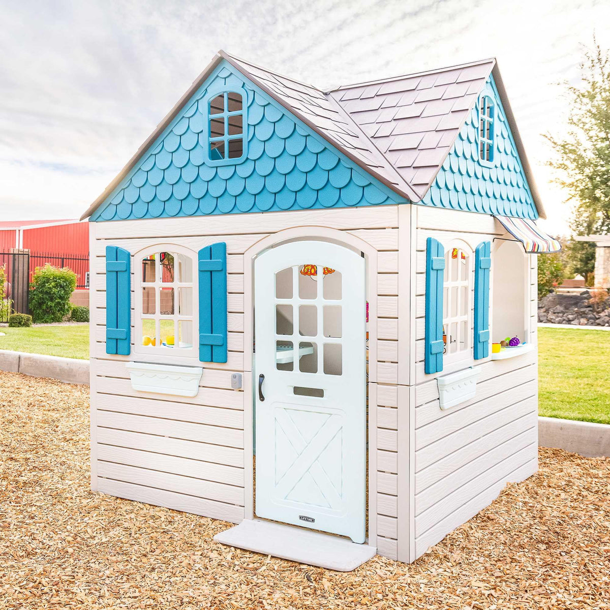 Kid's Outdoor Playhouse U42534