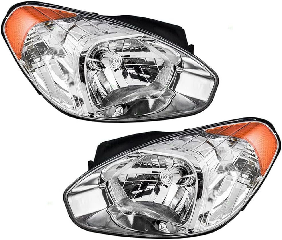 Hyundai Accent Headlight Assembly Pair Driver and Passenger Side Z8842