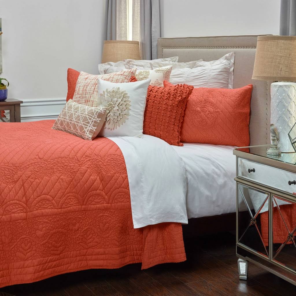 Queen Quilt A76402