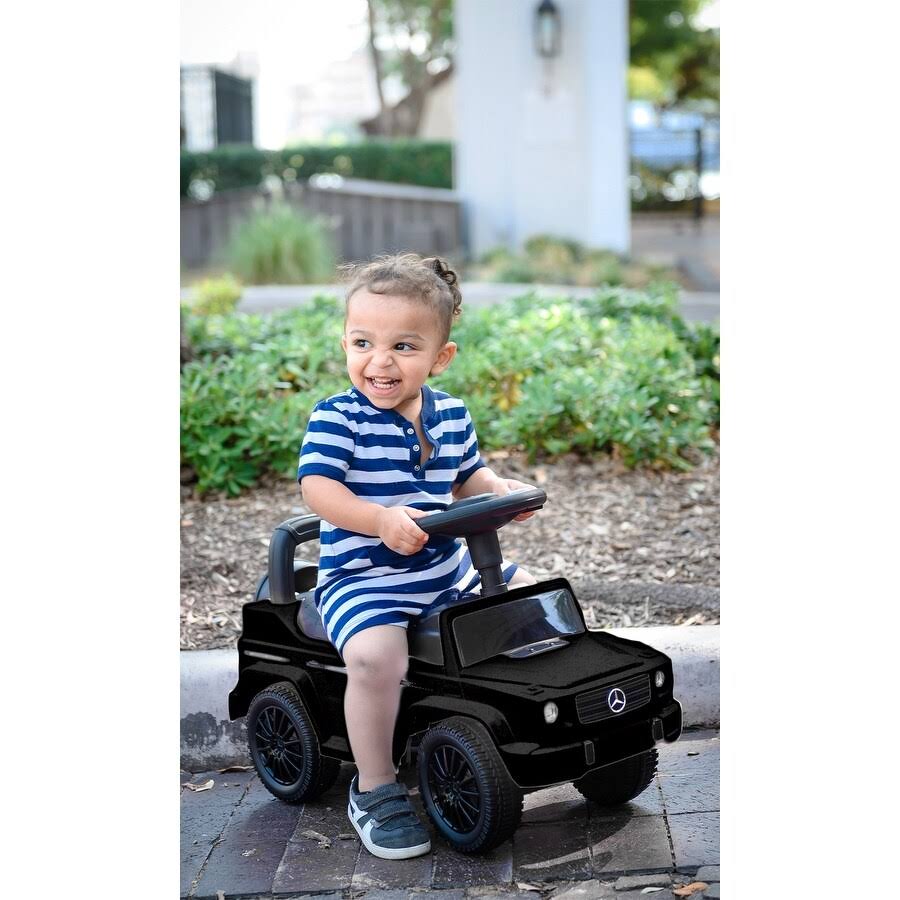 Black Push Car Q7626