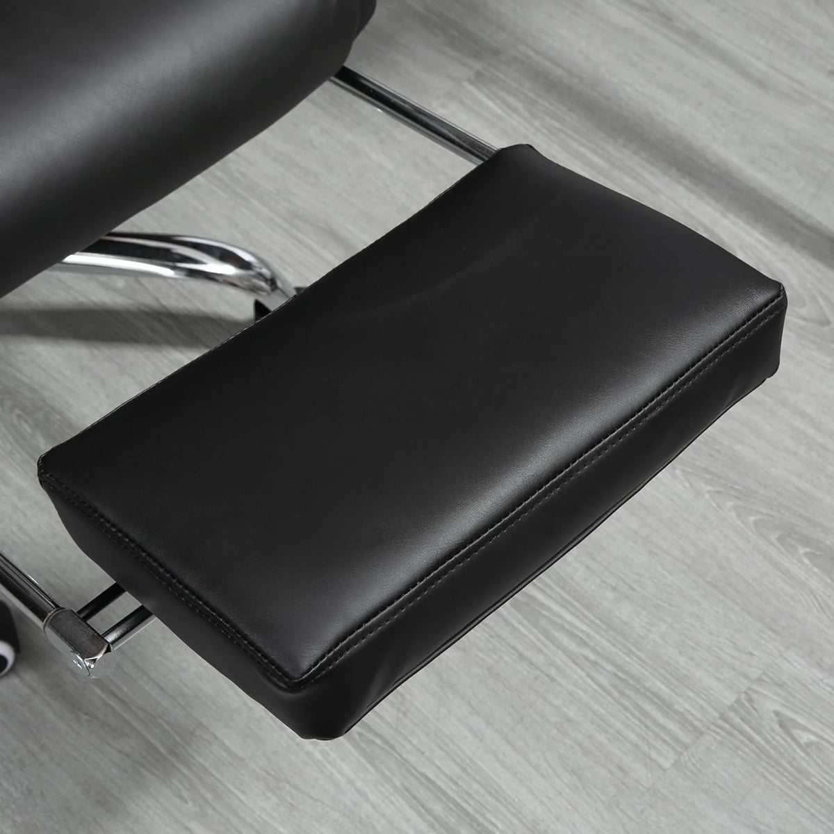 Black PU Leather Reclining Office Chair with Footrest Y86672