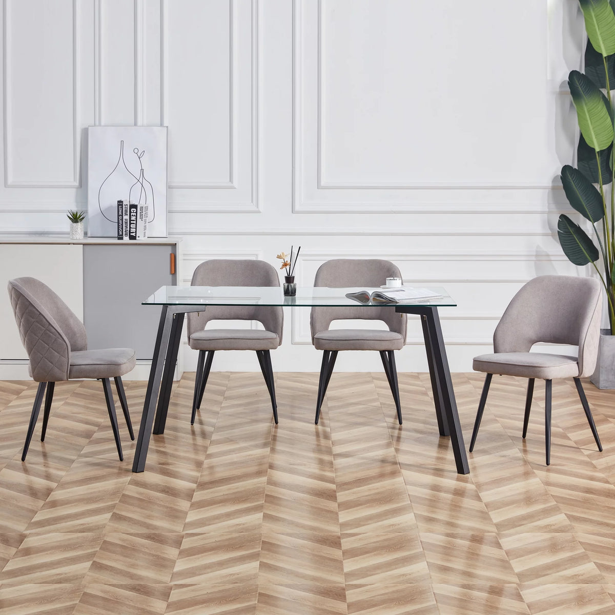 Rectangular Glass Dining Table for 4-6 with Tempered Glass Tabletop and Black Metal Legs I41568