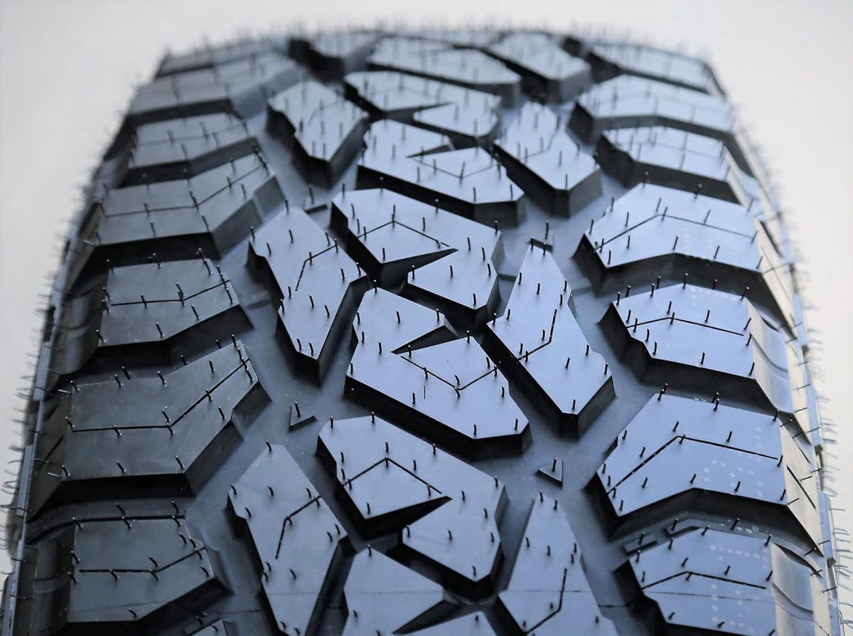 33X12.50R18LT All-Terrain Mud Off-Road Light Truck Radial Tire C4313