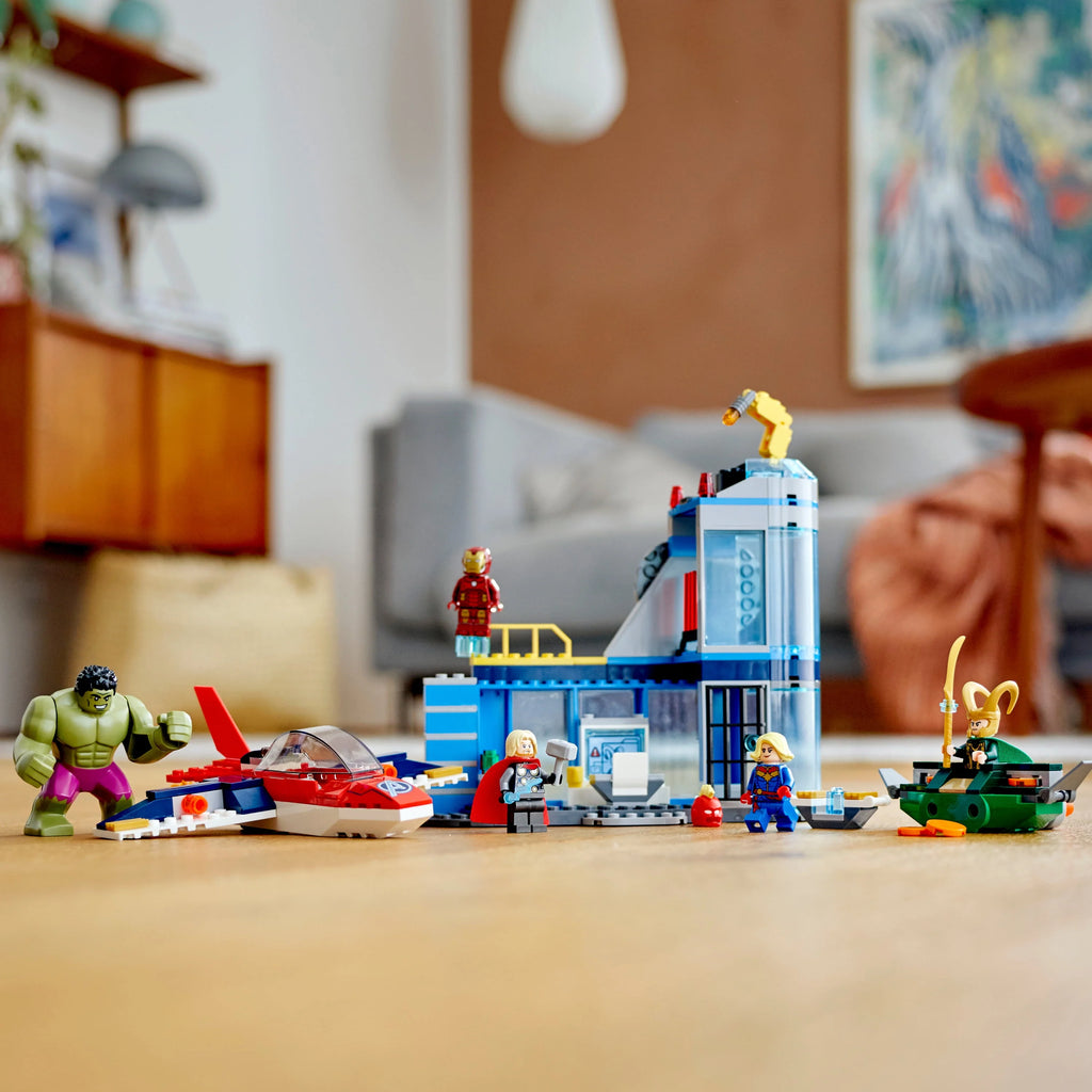 223 Piece Building Toy with Minifigures G21251