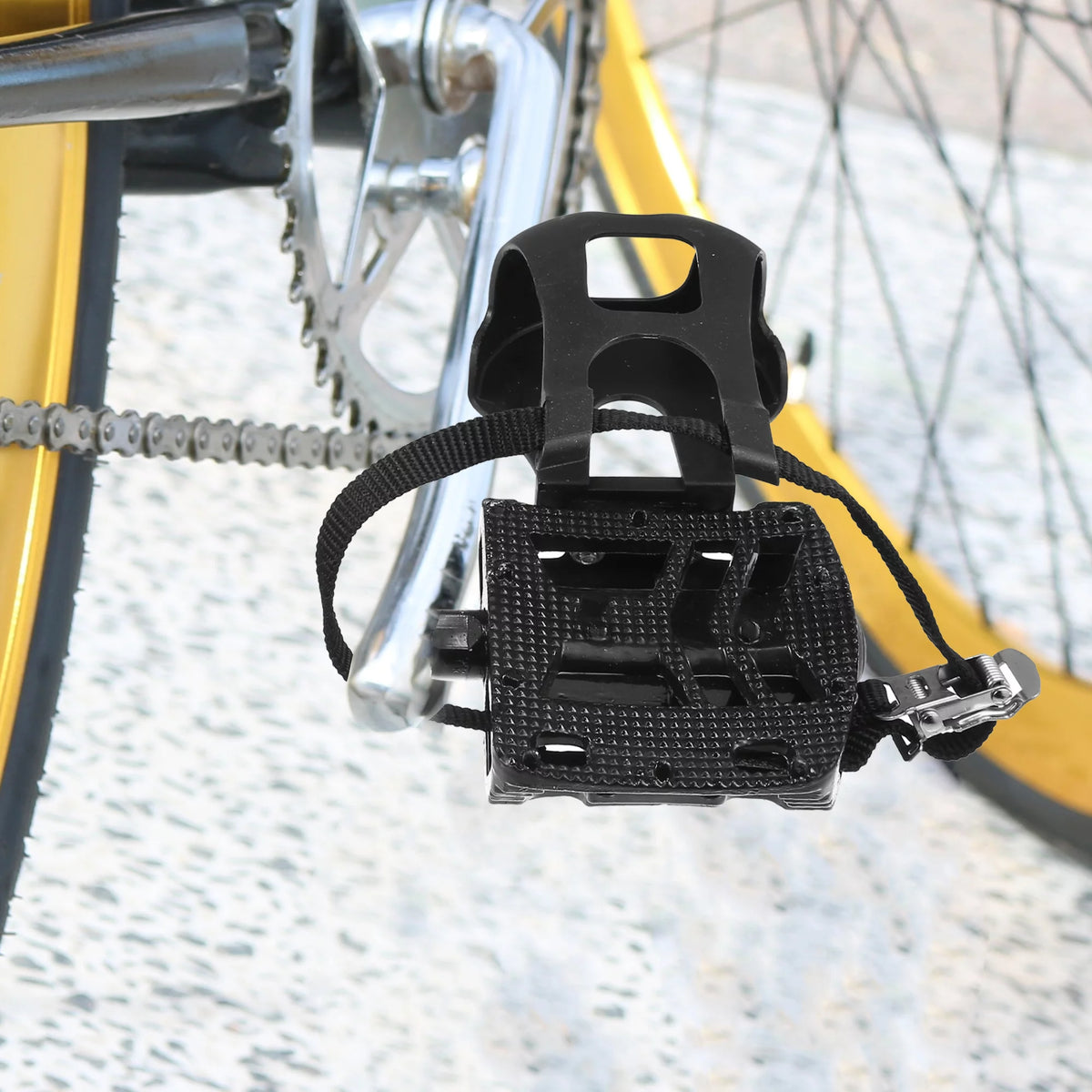 Bicycle Pedals 9/16'' Spindle with Toe Clips Black B117